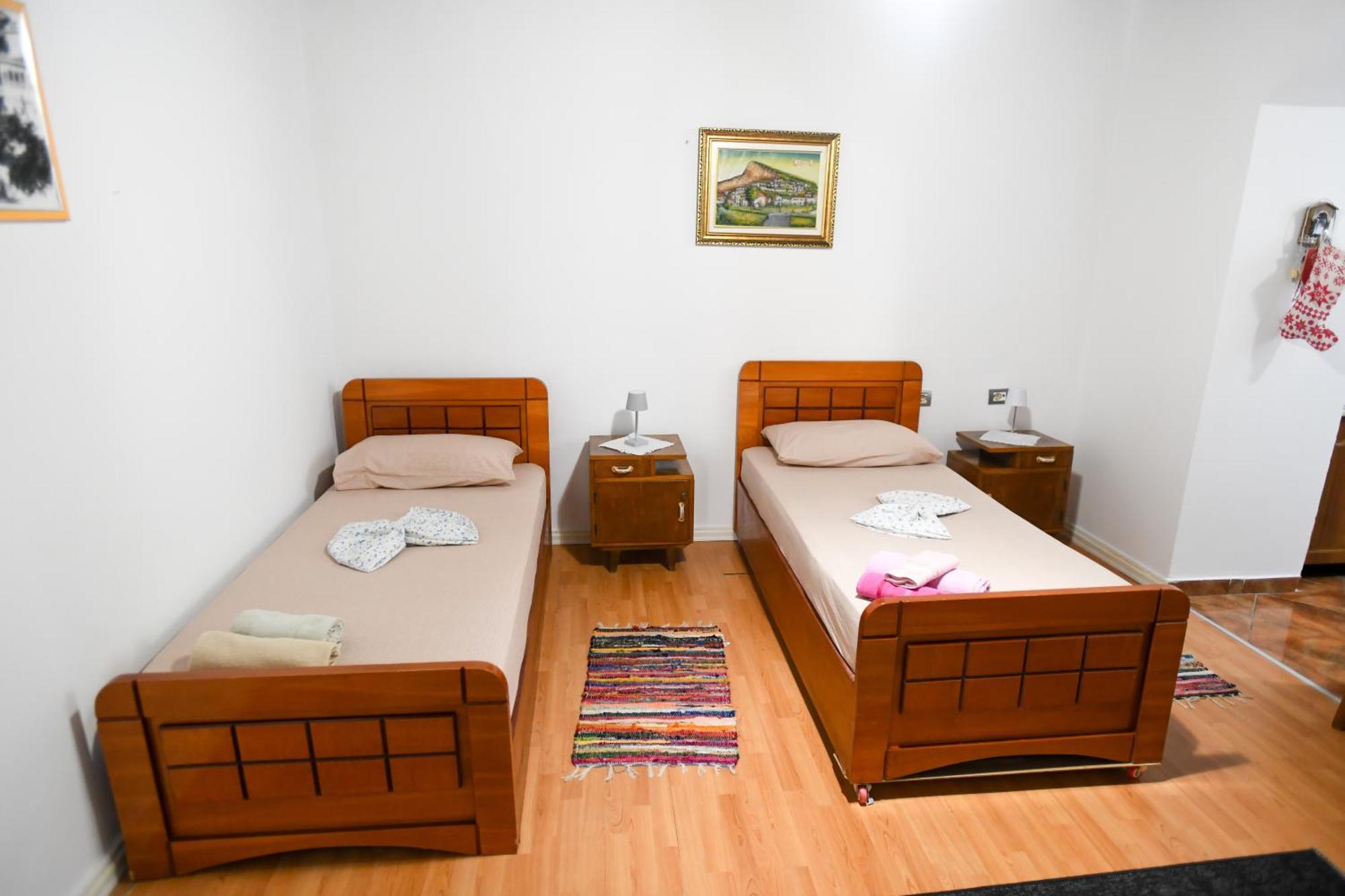 Guest House Flowers Berat Exterior foto